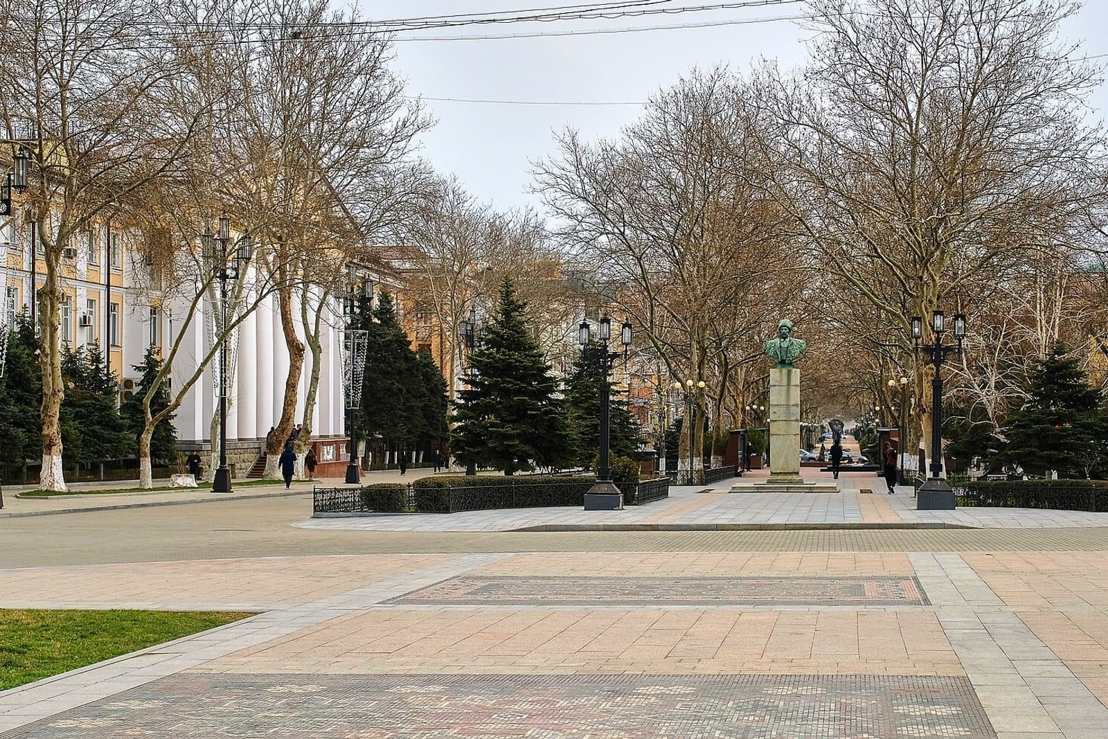 Площадь Ленина в Махачкале — центральная площадка празднования Дня города