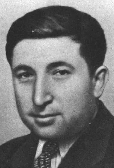 Портрет Расула Гамзатова, 1952 год — его стихи стали словами гимна Дагестана
